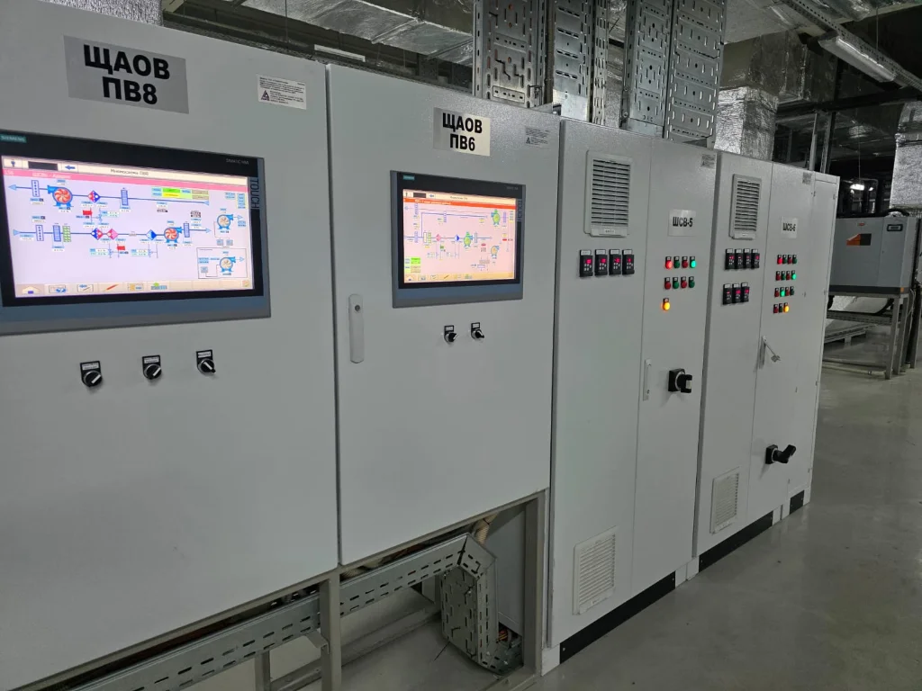 Automation and control cabinets with HMI panels